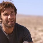 Chris Sharma libère l’arche du Pont d’Arc en deep-water soloing !