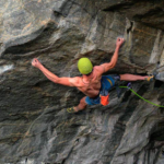 Adam Ondra ne s’arrête plus ! De nouveaux projets tombent déjà à Flatanger !