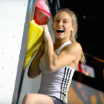 Quand Janja Garnbret survole les finales de ses premiers Championnats du Monde de bloc !