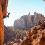 Adam Ondra enchaîne “Assassin” 9a, la voie la plus dure de Smith Rock !