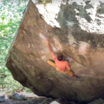 Jérémy Bonder enchaîne « Satan I Helvete Bas » 8C à Bleau !