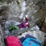 Marine Thévenet enchaîne « New Base Line », son premier 8B+ bloc !