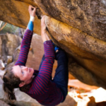 Marine Thévenet enchaîne deux nouveaux 8B bloc à Rocklands