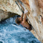 Exploit ! Chris Sharma vient d’enchaîner la voie de psicobloc la plus dure de sa vie !