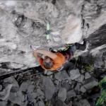 Tommy Caldwell enchaîne « Empath »… mais décote la voie à 8c : la course au 9a continue !