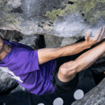 Stefano Ghisolfi réalise sa meilleure journée de bloc en extérieur : un 8B+ et un 8C enchaînés dans la même séance !