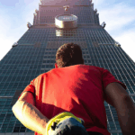 Quand et comment suivre le solo d&rsquo;Alex Honnold du Taipei 101 en direct sur Netflix ?