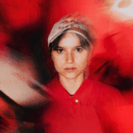 « Kintsugi » : quand Oriane Bertone s’accorde une parenthèse loin de la performance