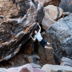 Jakob Schubert frappe fort et s’offre “Shaolin” son troisième 9A bloc !