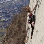 Laura Rogora enchaîne “Niobe”, la dalle en 9a libérée par Adam Ondra… en seulement une journée !