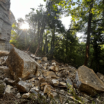 Trois falaises interdites en Côte-d&rsquo;Or : entre peur juridique et fragilisation climatique